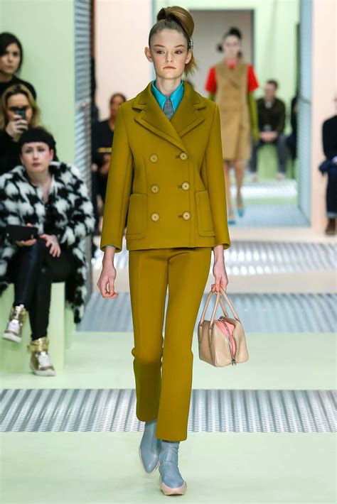 prada a w 15|Prada Fall 2015 Ready.